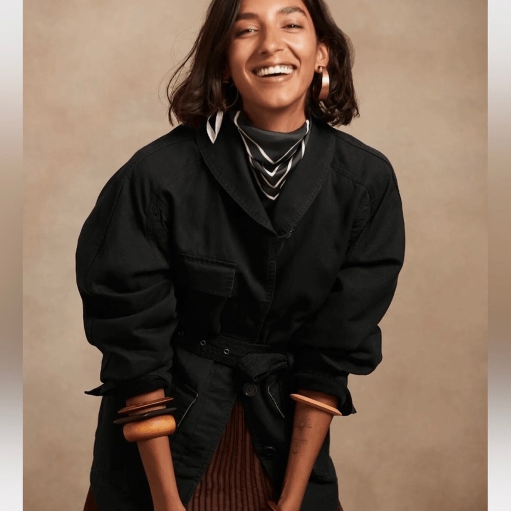 Banana Republic Women's Black Essential Cargo Jacket